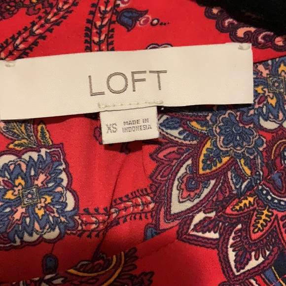 NWOT LOFT blouse - Picture 4 of 6